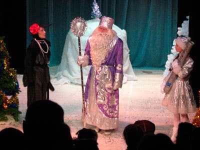 Новогодний спектакль "Сюрприз Деда Мороза" Новогодний спектакль "Сюрприз Деда Мороза"