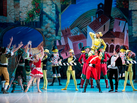 Балет "Чиполлино" Балет "Чиполлино"