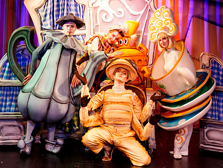 Спектакль "Приключения Федоры" Спектакль "Приключения Федоры"